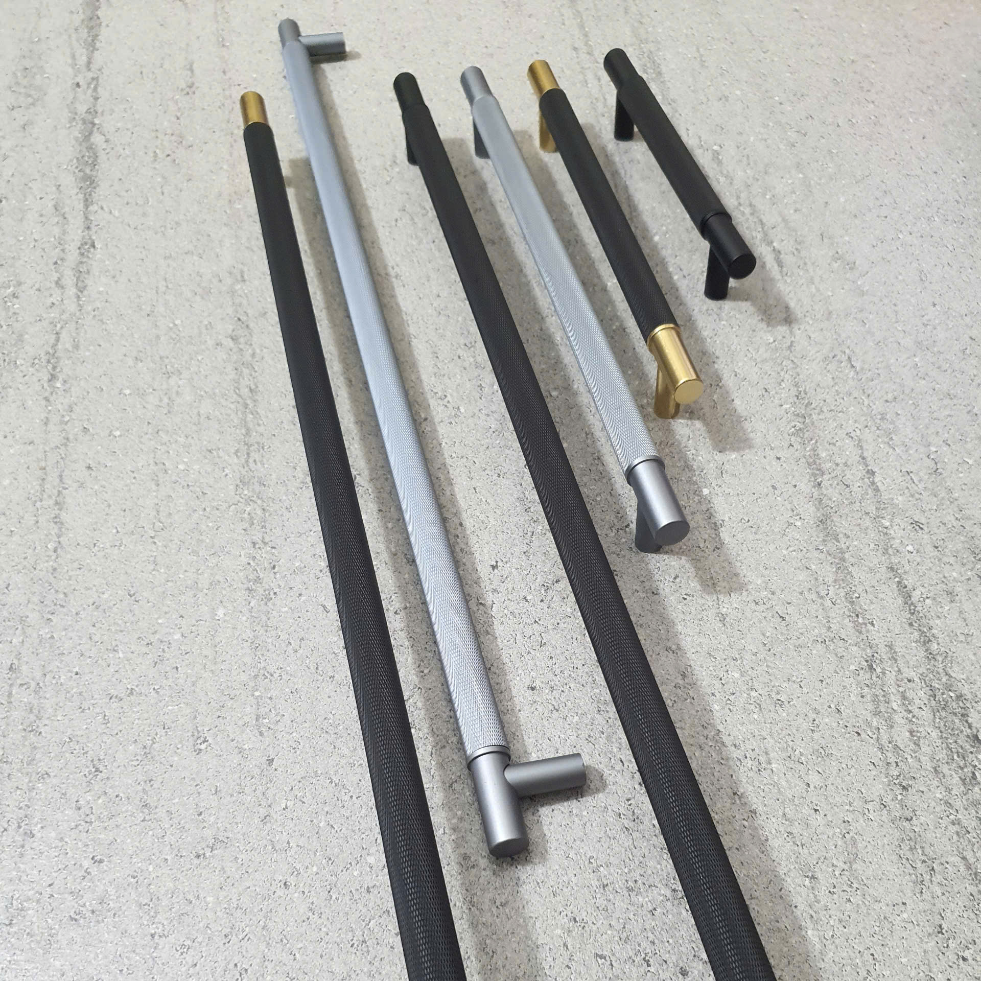 TAY NẮM ZH-8558