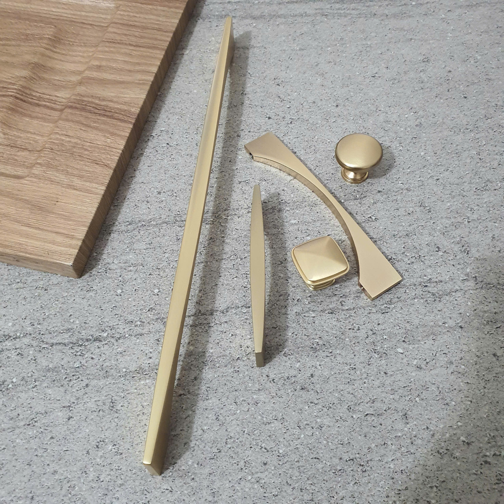 TAY NẮM ZH-6024