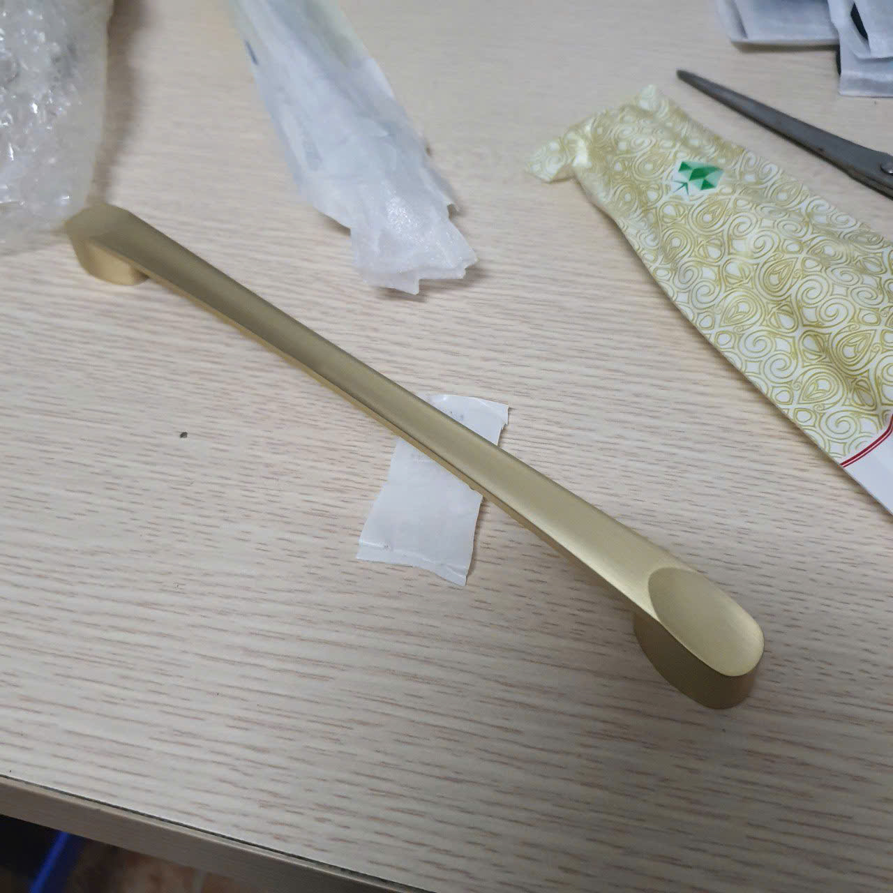 TAY NẮM ZH-6068